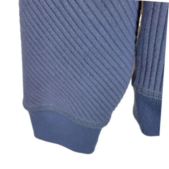 Fila Sport Womens Sweatshirt Blue Ribbed
Crewneck Long Sleeve Pullover XS 🔵 - Picture 4 of 6